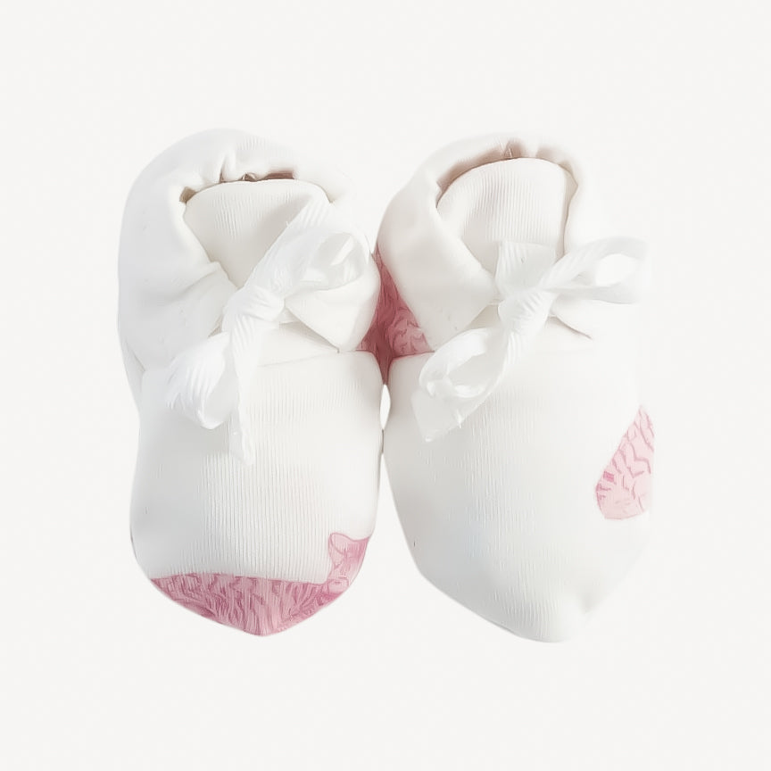 tie booties | sleepy cat | organic cotton interlock