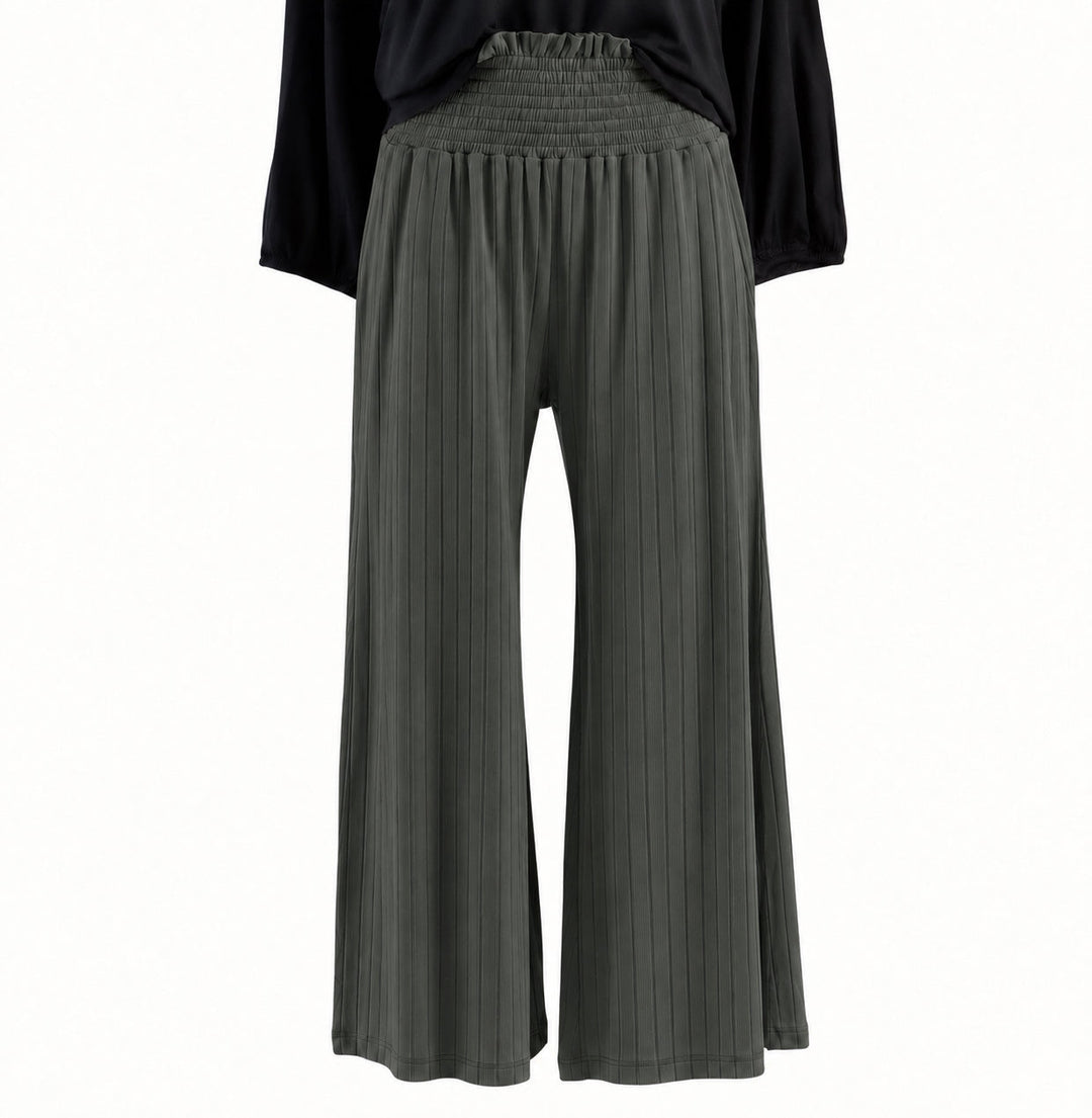 PREORDER womens cropped shirred gaucho pant | beluga | woods rib