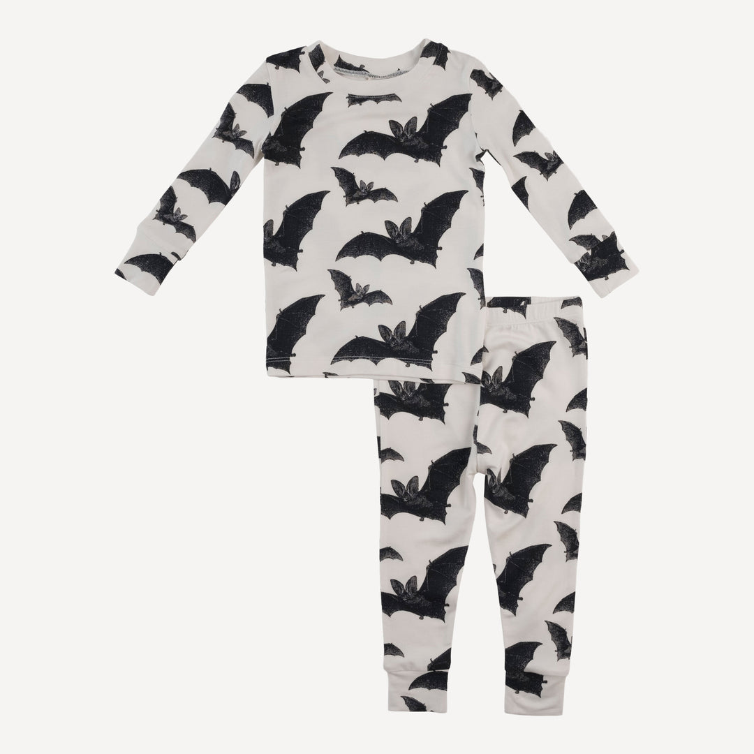 long sleeve crew neck pj set | bats | bamboo