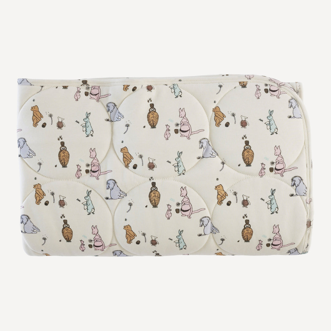 classic circle quilt | pooh & friends | organic cotton interlock