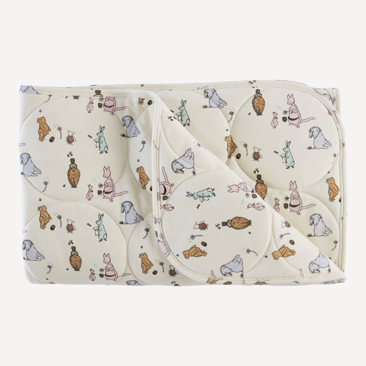 classic circle quilt | pooh & friends | organic cotton interlock