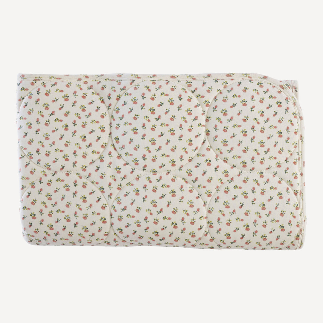classic circle quilt | french rose bud | organic cotton interlock