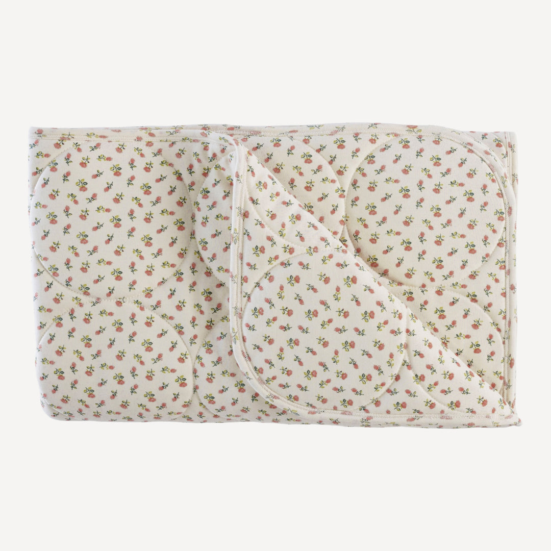 classic circle quilt | french rose bud | organic cotton interlock
