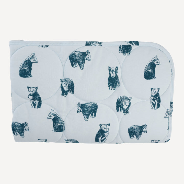 classic circle quilt | blue bear cubs | organic cotton jersey