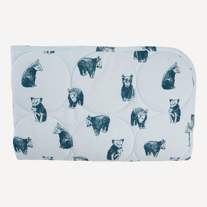 classic circle quilt | blue bear cubs | organic cotton jersey