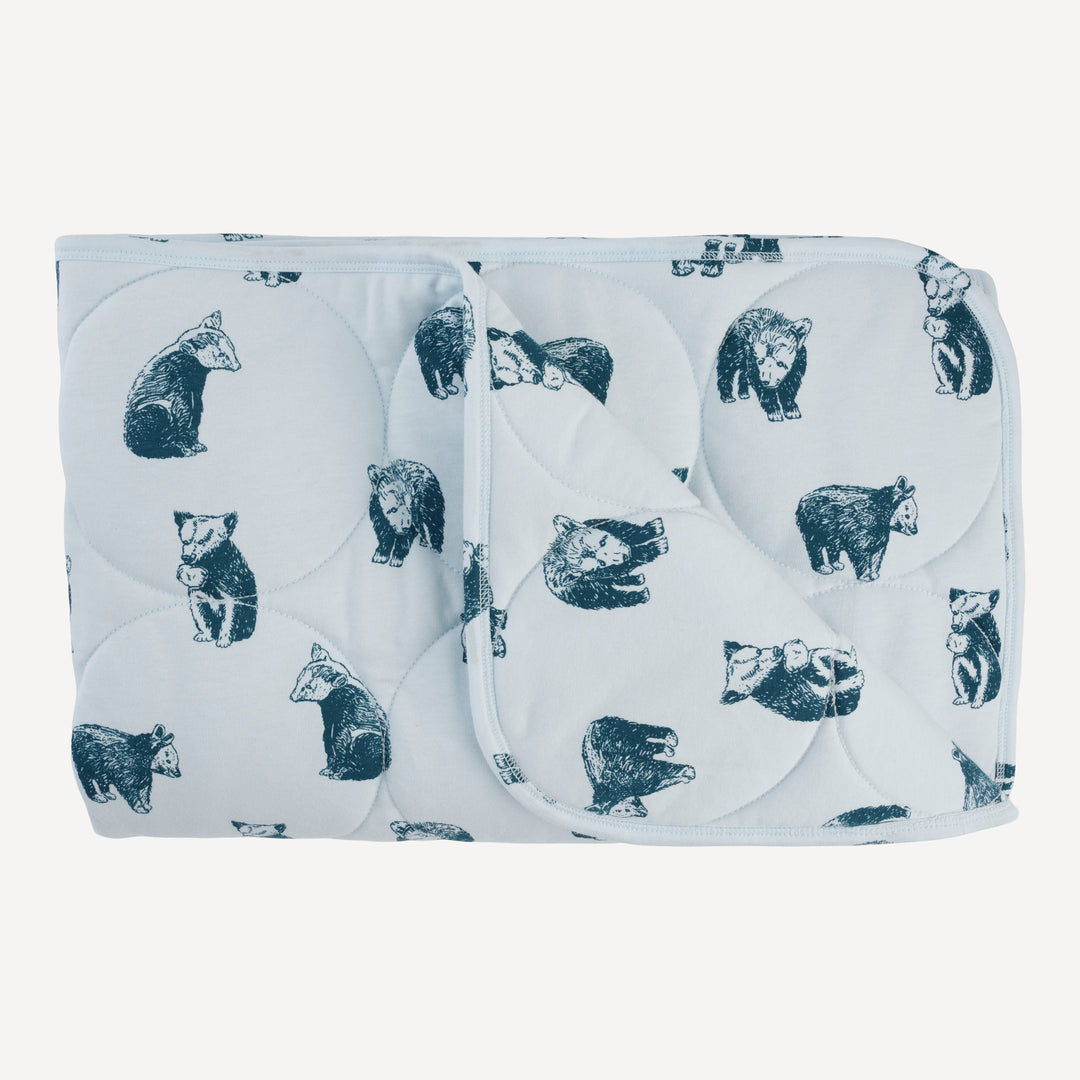 classic circle quilt | blue bear cubs | organic cotton jersey