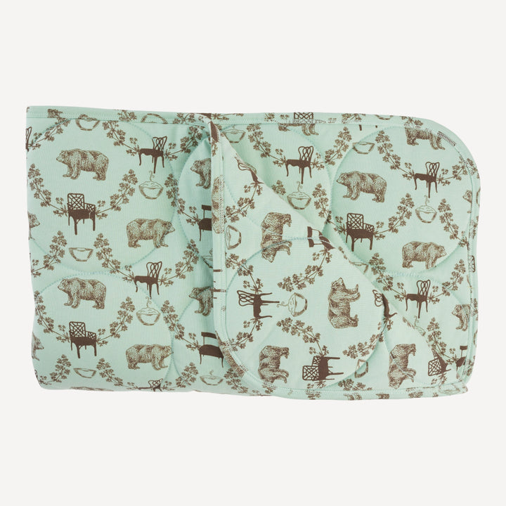 classic circle quilt | bears & chairs | organic cotton jersey