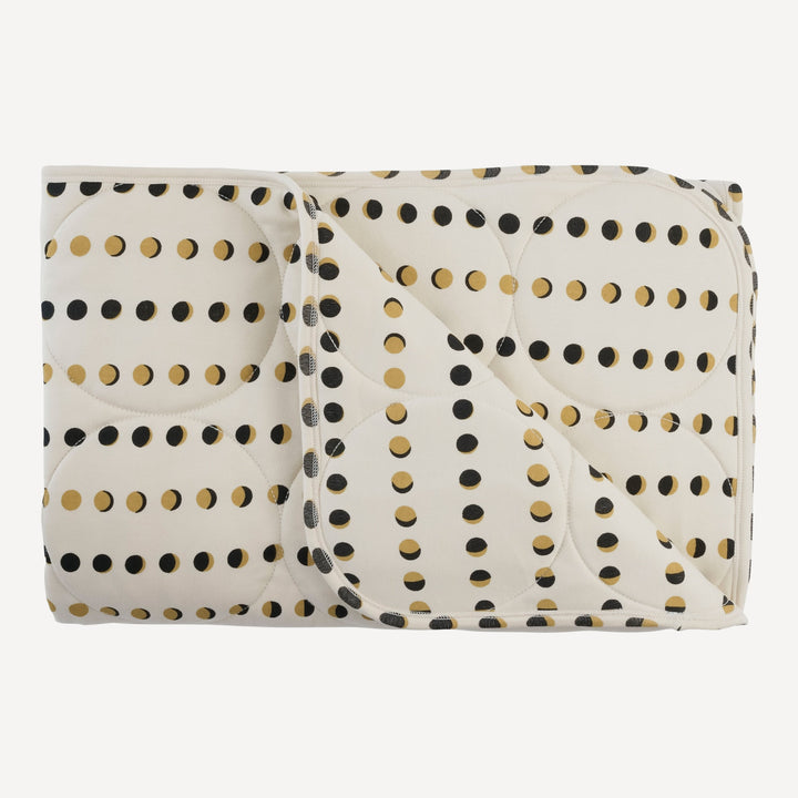 PRESALE classic circle quilt | moon phase | organic cotton interlock