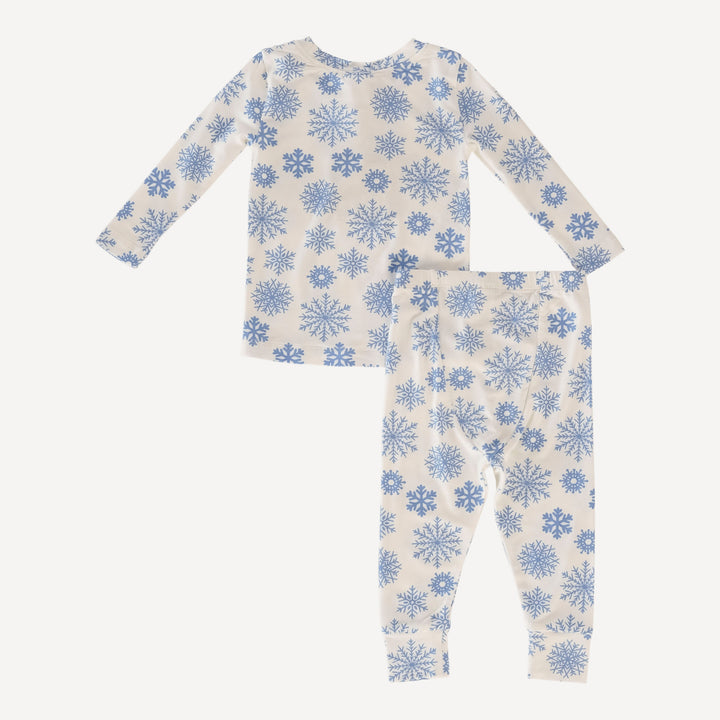 long sleeve crew neck pj set | blue snowflake | bamboo