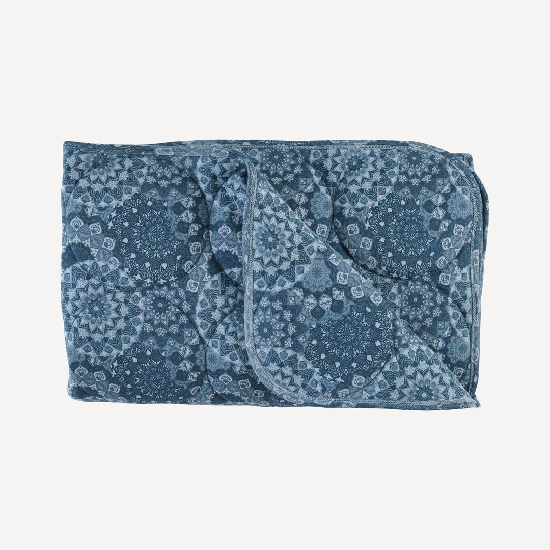classic circle quilt | celestial mandala | organic cotton interlock