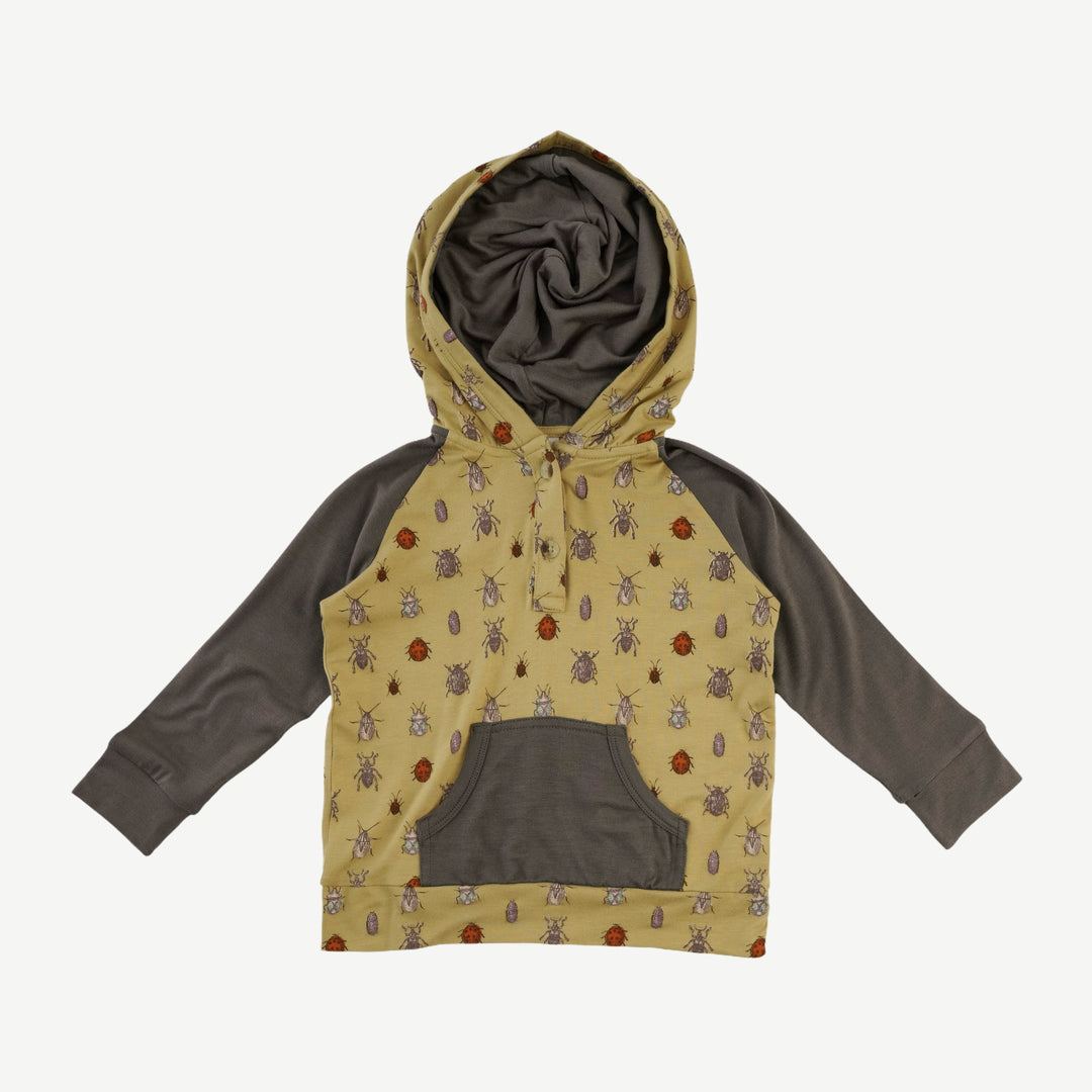 long sleeve raglan henley hoodie + jogger set | neutral little beetles | bamboo
