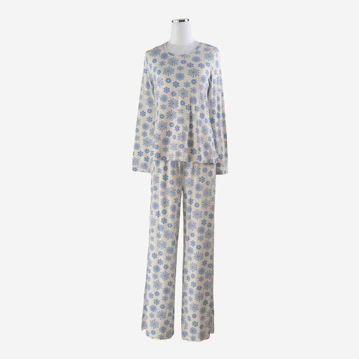 womens long sleeve crew neck pj set | blue snowflake | bamboo