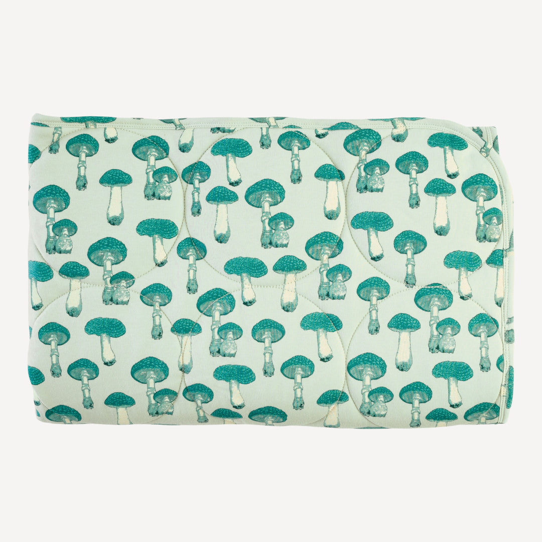 classic circle quilt | aqua fungi | organic cotton interlock