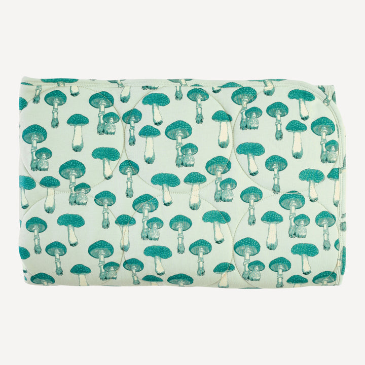 classic circle quilt | aqua fungi | organic cotton interlock