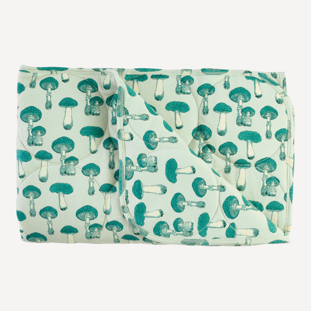 classic circle quilt | aqua fungi | organic cotton interlock