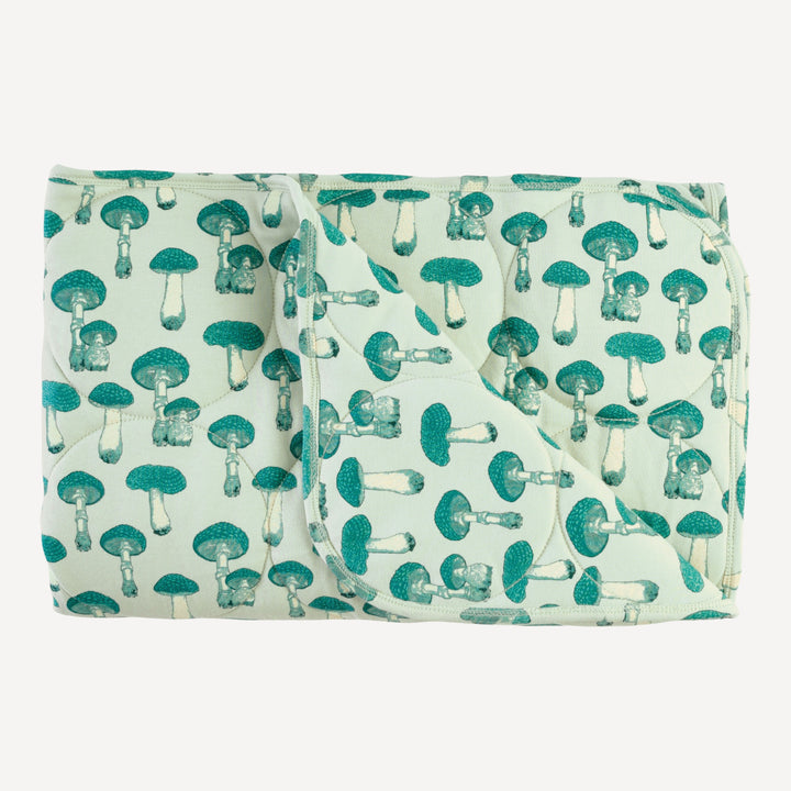 classic circle quilt | aqua fungi | organic cotton interlock