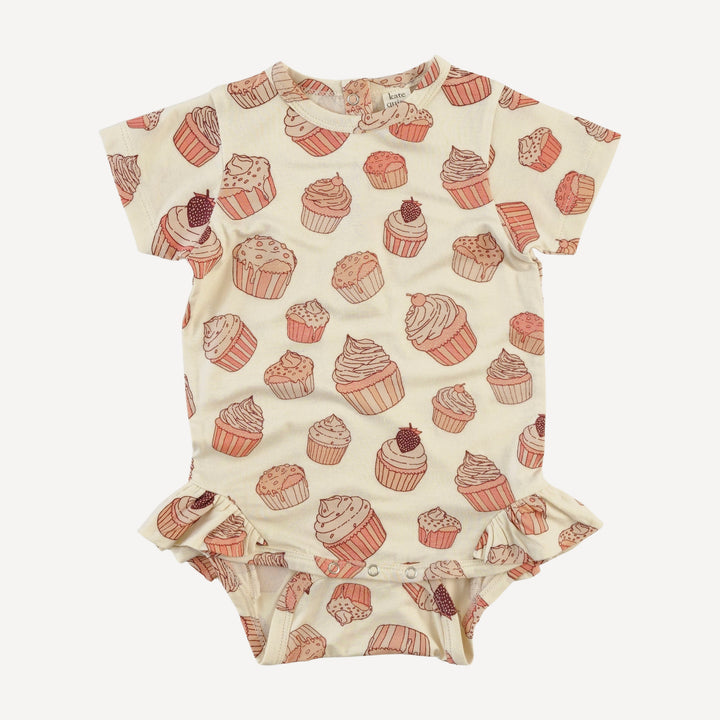 short sleeve ruffle leg bodysuit | strawberry cupcake | bamboo