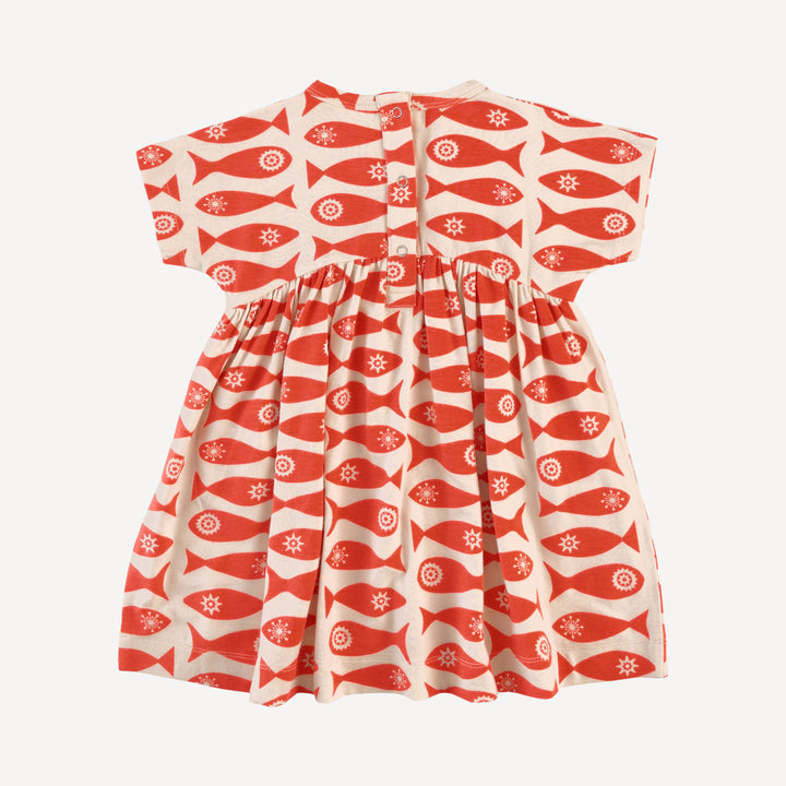 short sleeve gathered waist pocket dress | market fish | bamboo