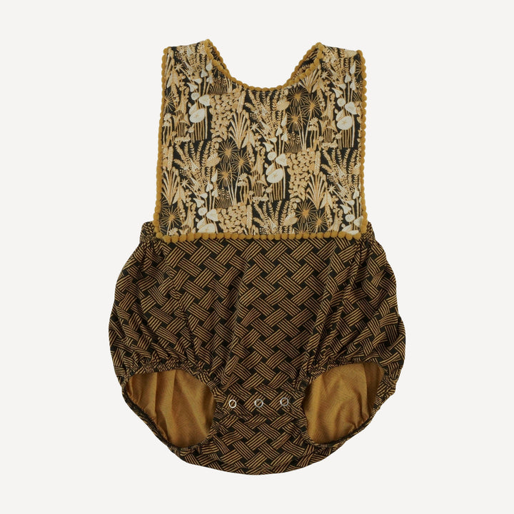 the gretel bubble | taffy foliage | bamboo
