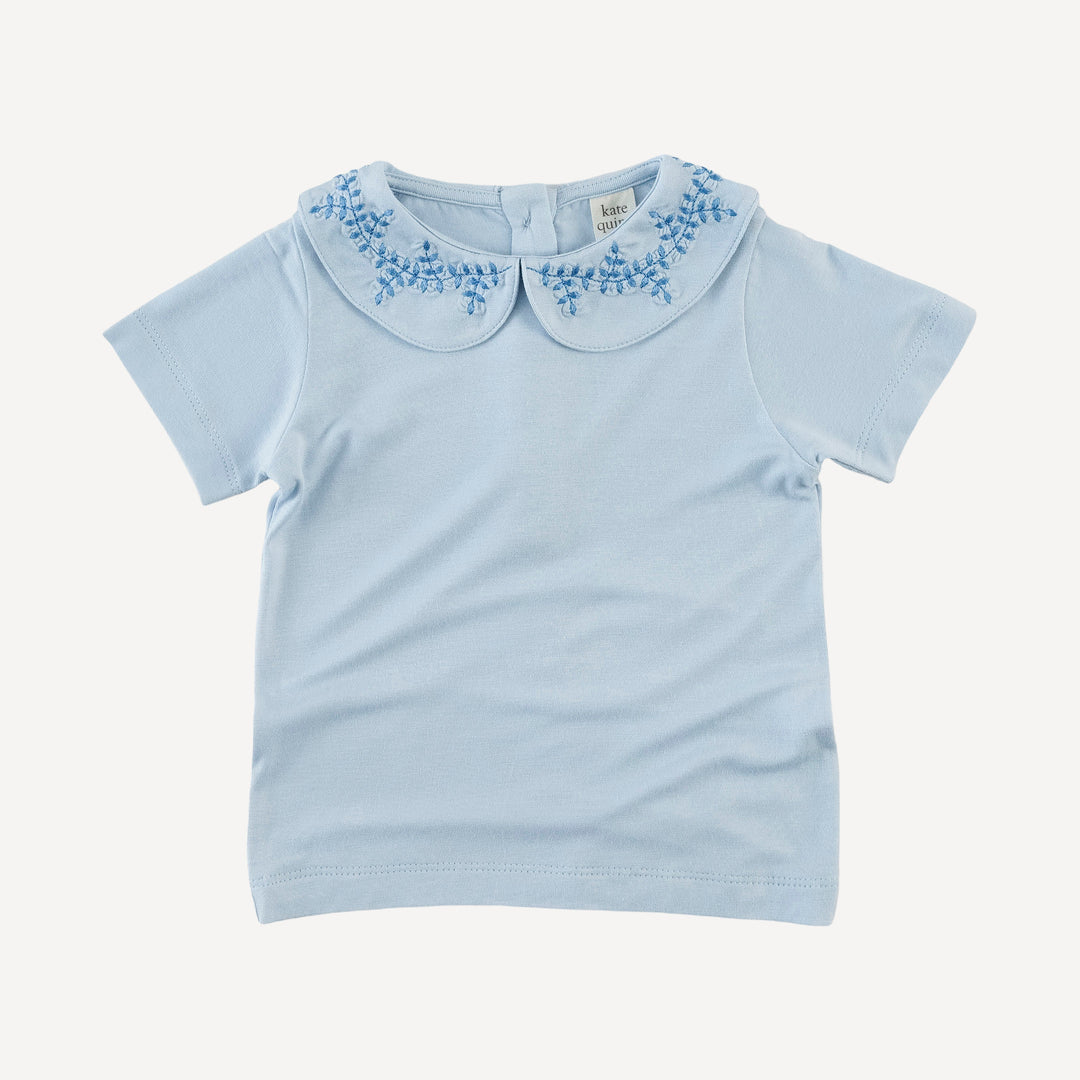 short sleeve leaf embroidered peter pan tee | finch blue | bamboo