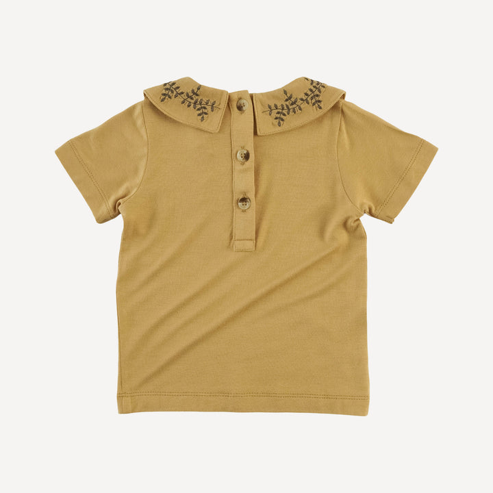 short sleeve leaf embroidered peter pan tee | taffy | bamboo