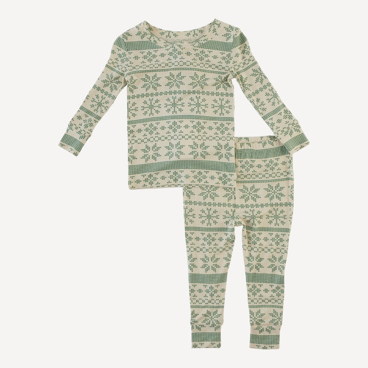 long sleeve crew neck pj set | green nordic snowflake | bamboo