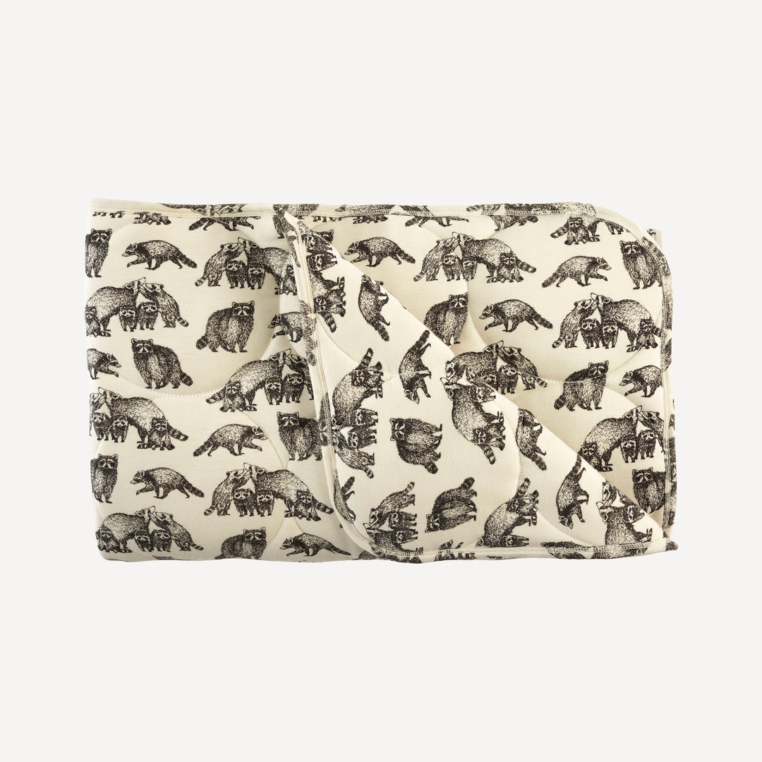 classic circle quilt | raccoons | bamboo