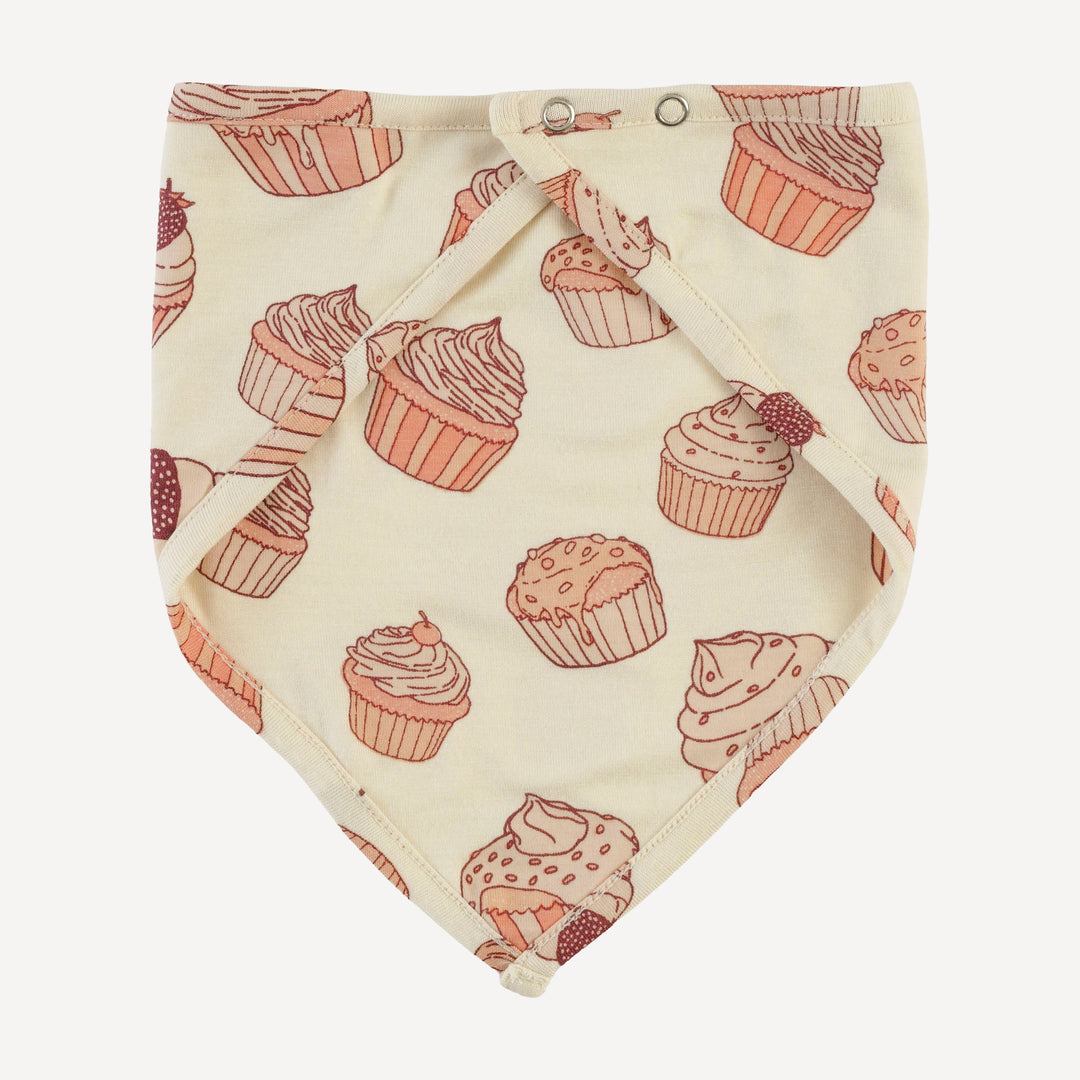 bandana bib | strawberry cupcake | bamboo