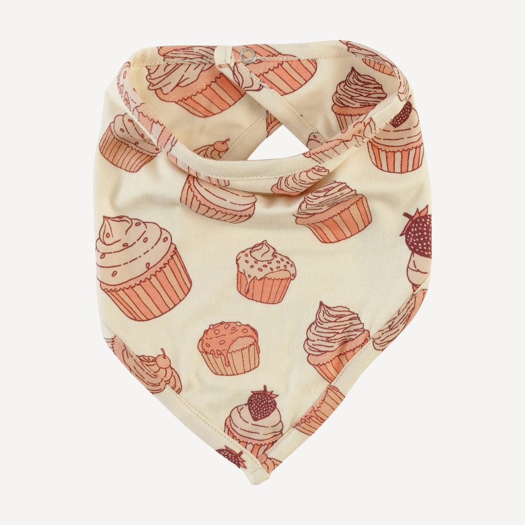 bandana bib | strawberry cupcake | bamboo