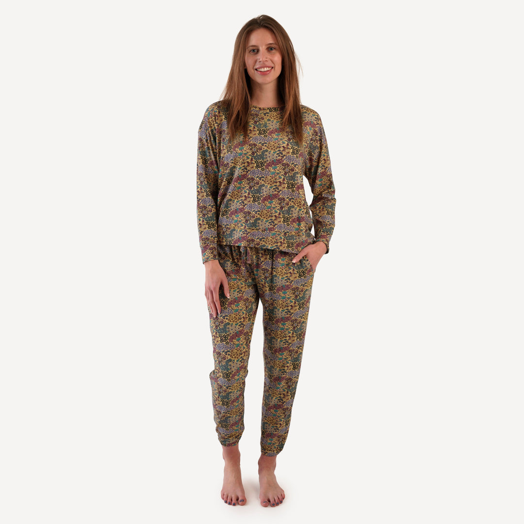 womens long sleeve jogger set | taffy ditsy | bamboo