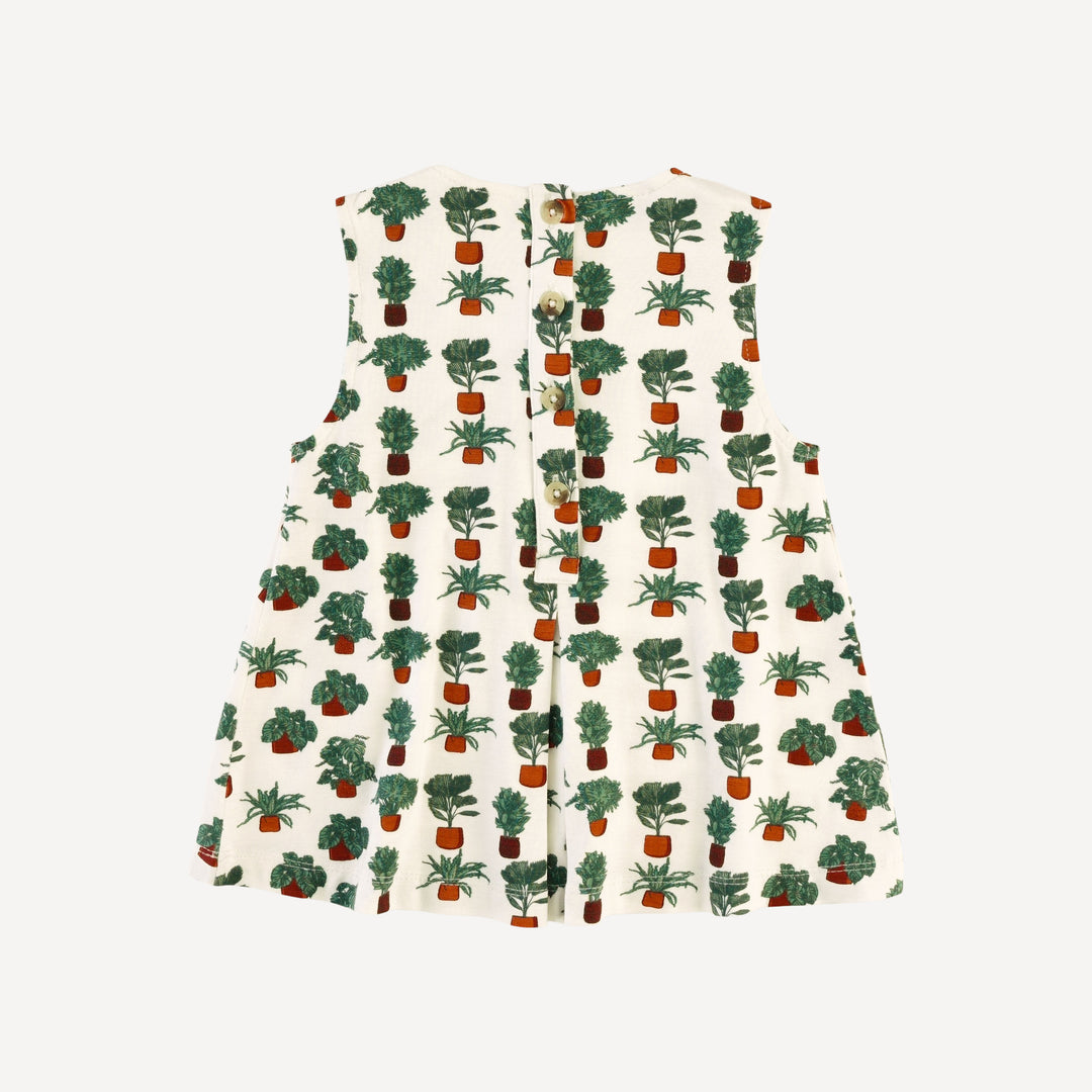 sleeveless button tab top | houseplants | bamboo