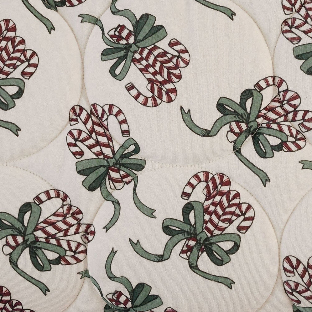 classic circle quilt | candy canes | organic cotton flat rib