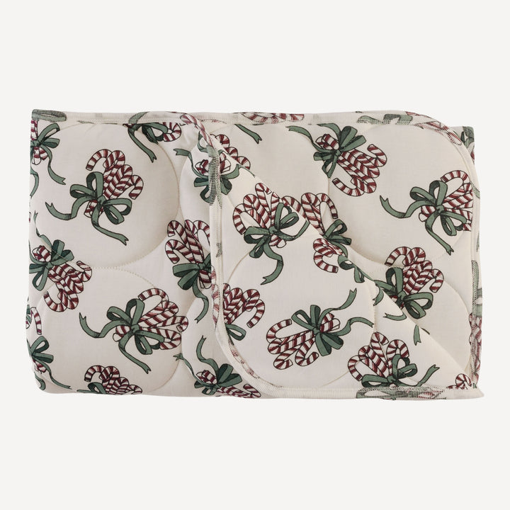 classic circle quilt | candy canes | organic cotton flat rib