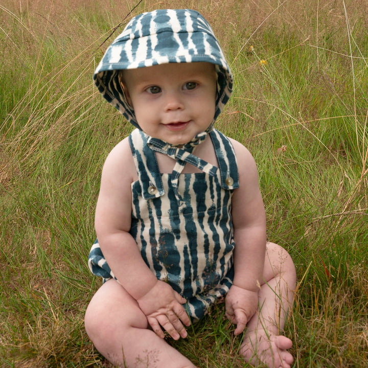 bill hat | tapestry water drops | organic cotton gauze