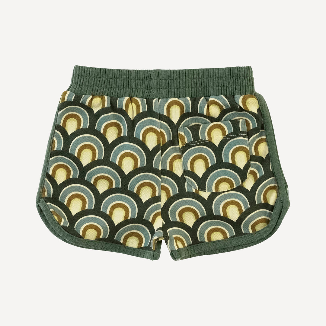 retro track short | green modern scallop | organic cotton interlock