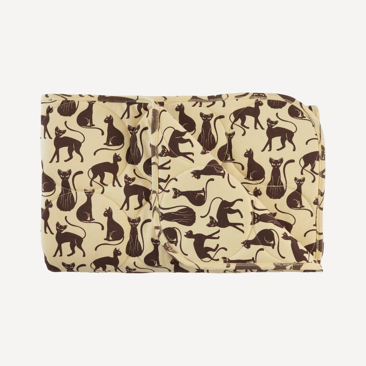 classic circle quilt | neutral cat | organic cotton interlock