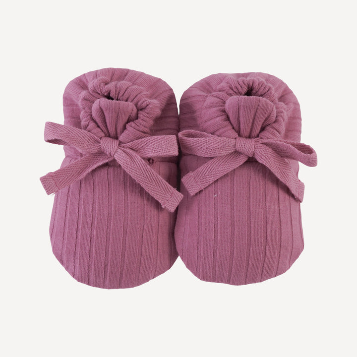 tie booties | fuchsia | organic cotton wide rib