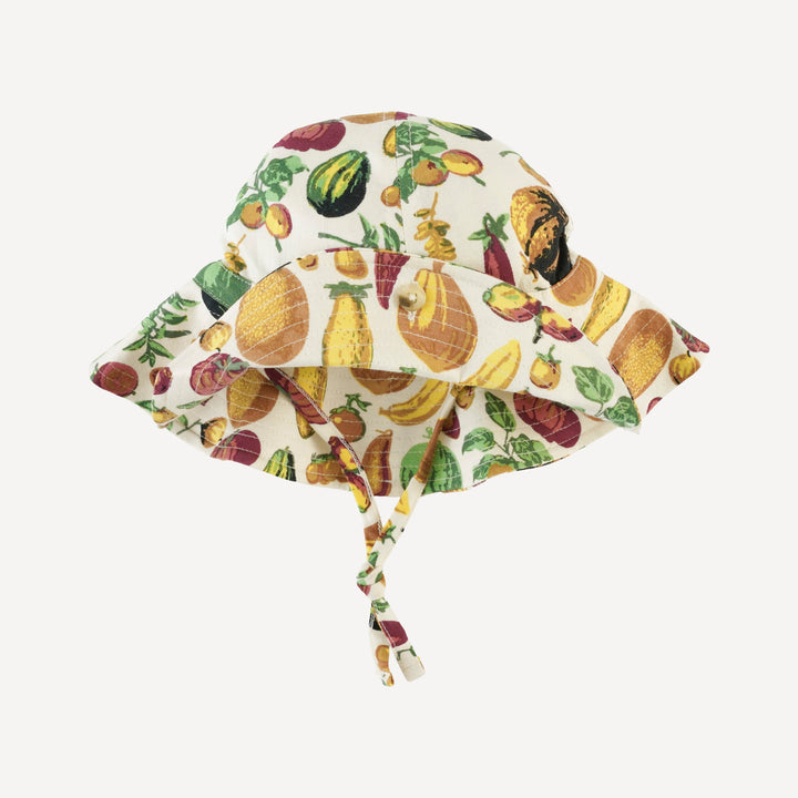 button sun hat | veggie garden | bamboo