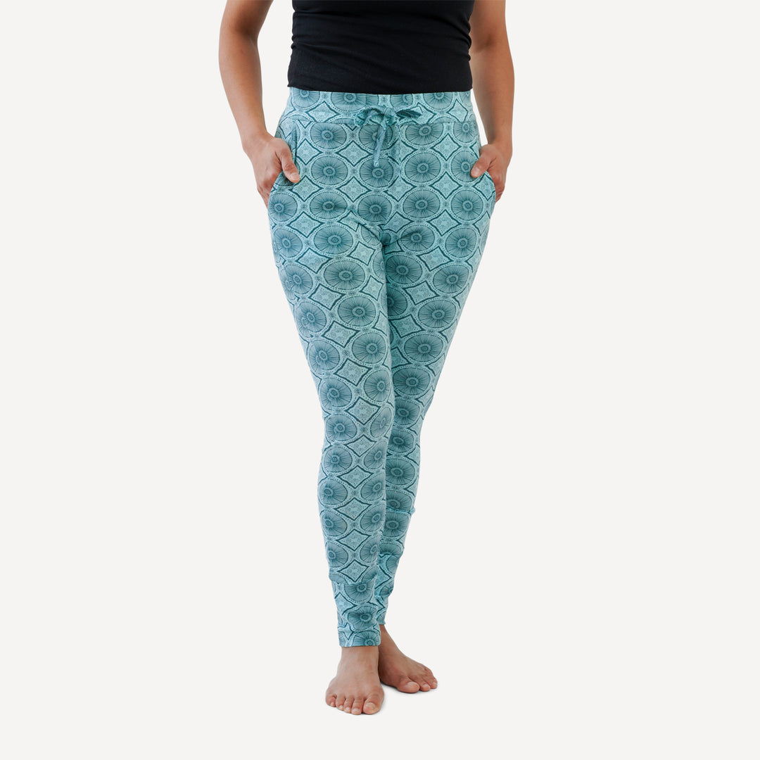 womens skinny jogger | aqua batik | modal