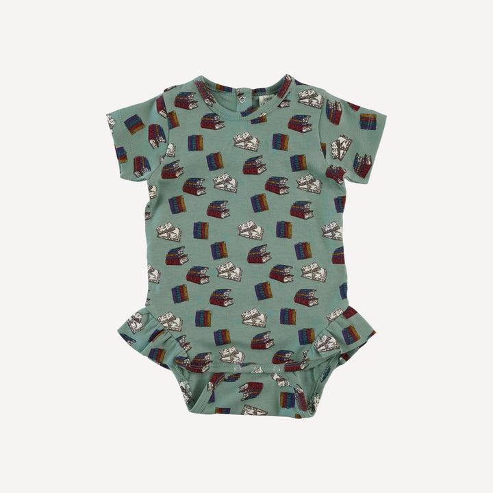 short sleeve ruffle leg bodysuit | books | organic cotton interlock