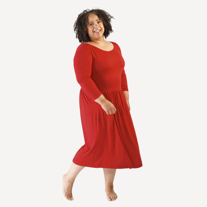 womens 3/4 sleeve patch pocket dress | scarlet | bamboo