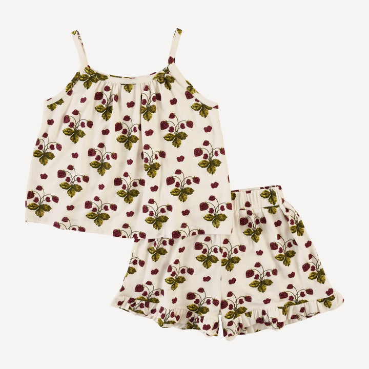 lively set | dainty strawberries | bamboo