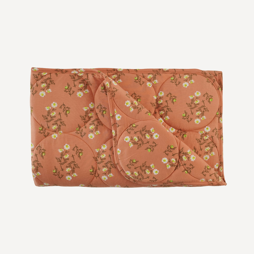 classic circle quilt | wild chamomile | bamboo
