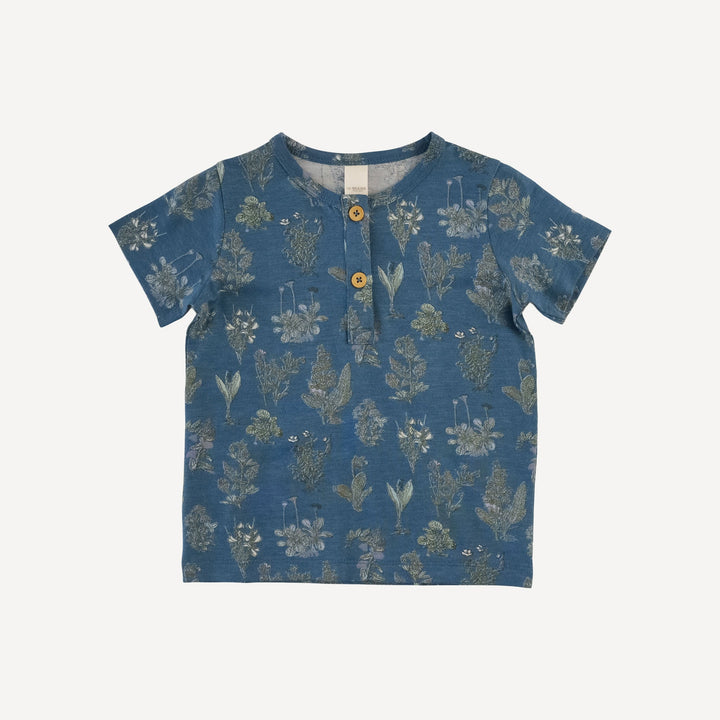 short sleeve basic henley tee | blue litho | modal