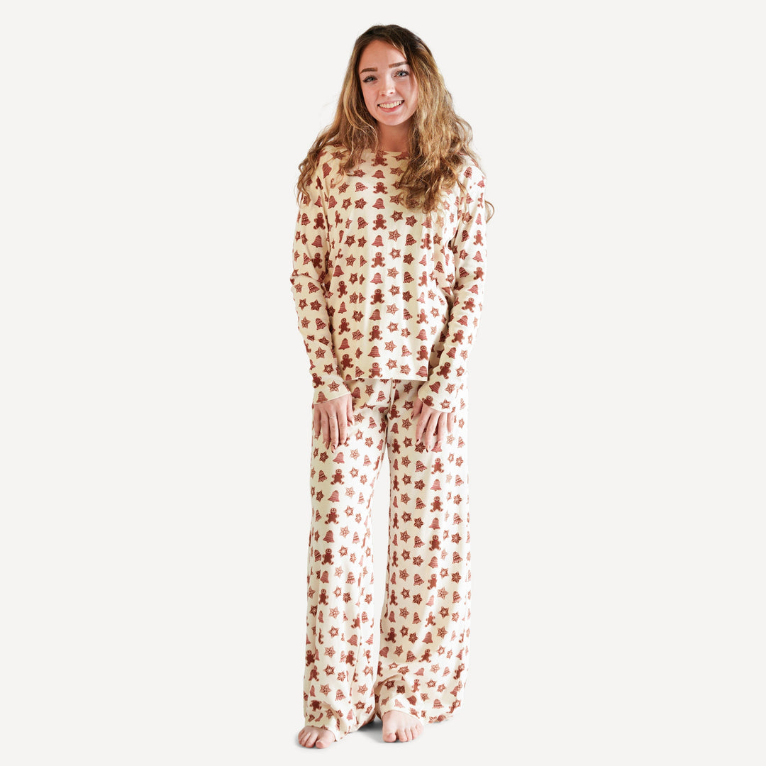 womens long sleeve crew neck pj set | gingerbread cookies | organic cotton single rib