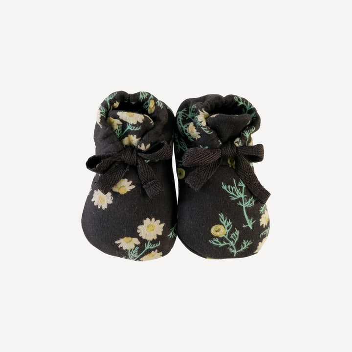 tie booties | chamomile black | organic cotton interlock