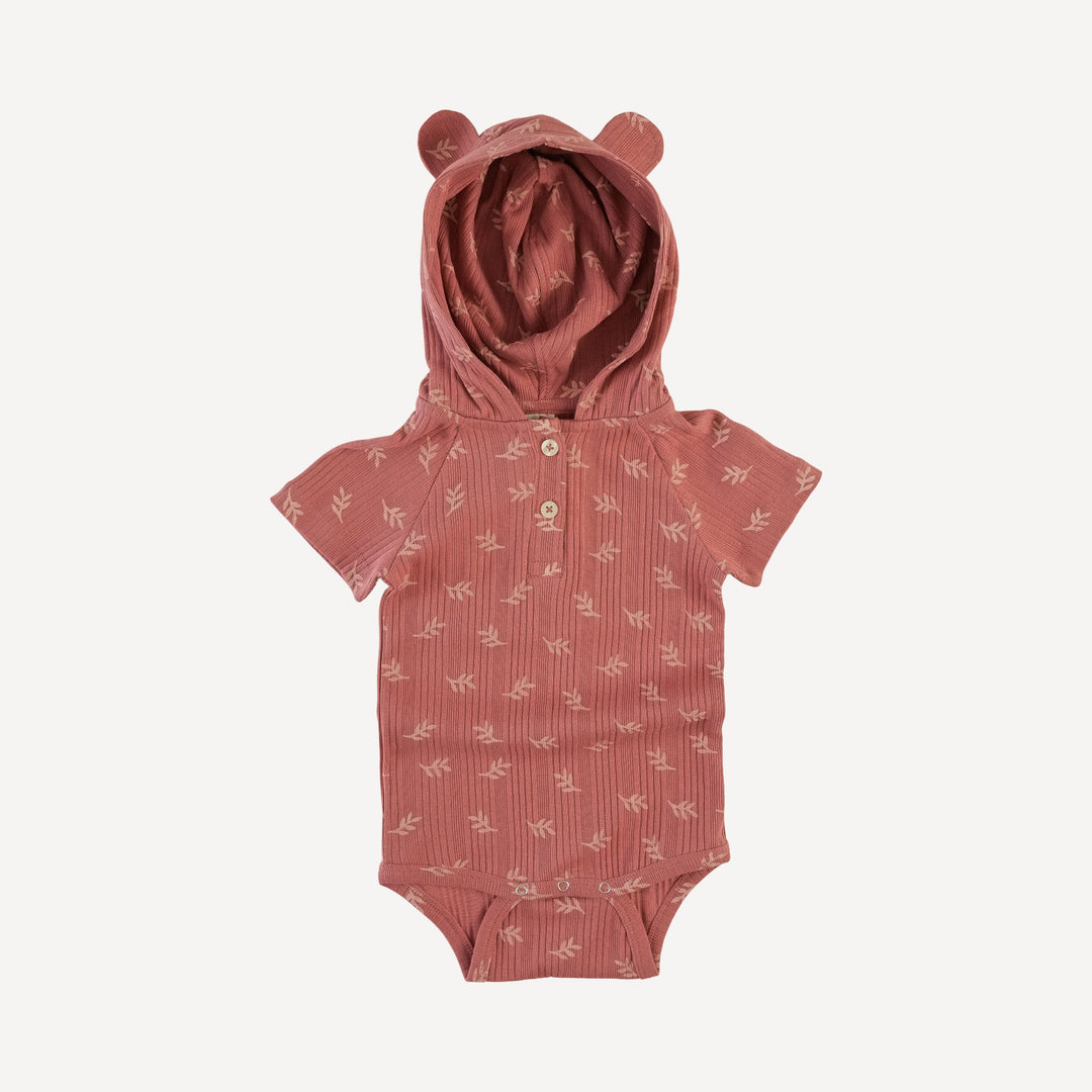 short sleeve henley bear bodysuit | rose leaf | organic cotton multi rib