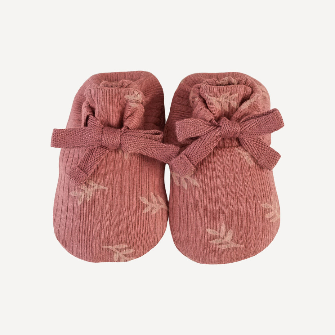 tie booties | rose leaf | organic cotton multi rib