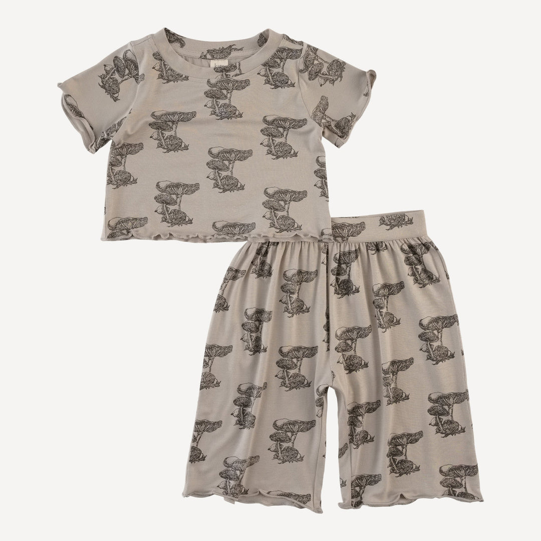 short sleeve jade set | gray mushroom snail | bamboo