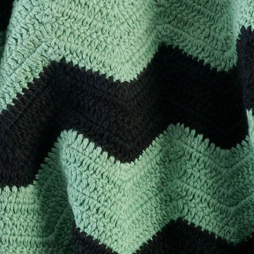 chevron blanket | emerald | organic cotton crochet